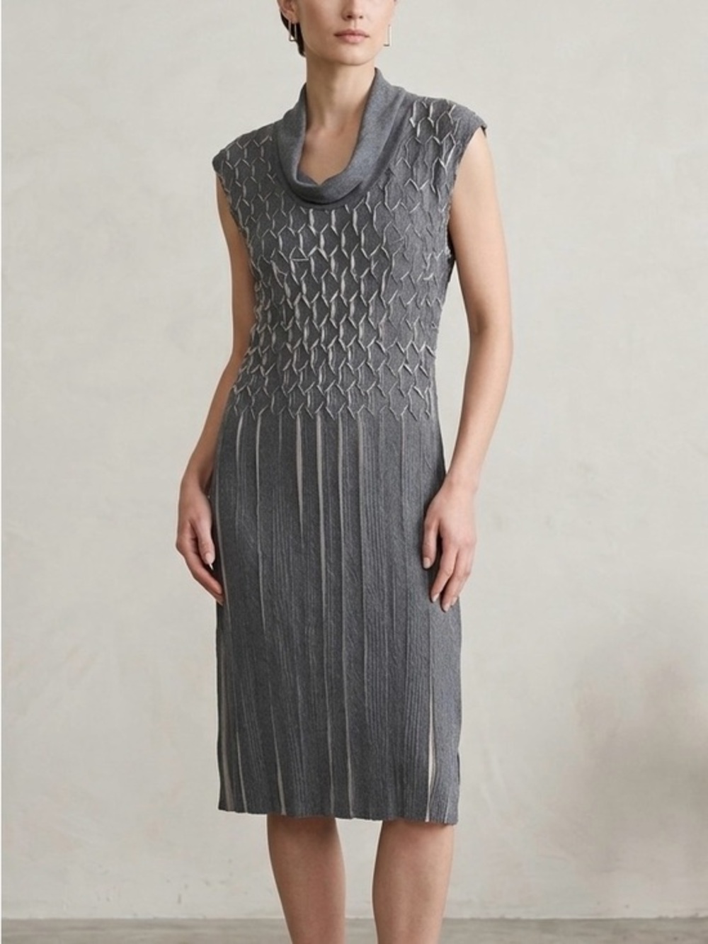 KOMAROV Gray‎ Crinkle Pleated Shift Dress XL